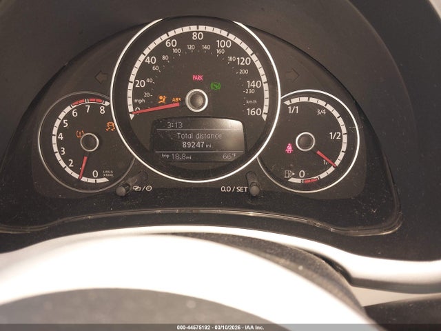 3VWJP7AT8EM615334 Volkswagen Beetle 2.5l