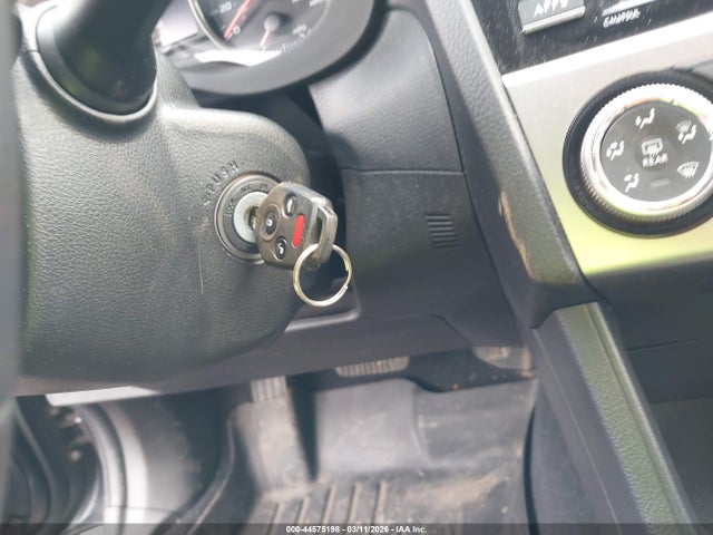 Subaru Crosstrek 2.0i Premium 2017 JF2GPABC0HH244009 Image 11