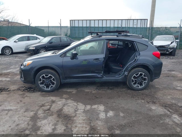 Subaru Crosstrek 2.0i Premium 2017 JF2GPABC0HH244009 Image 14