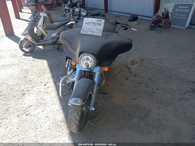 2009 HARLEY-DAVIDSON FLHX 1HD1KB4399Y683571 Photo 4