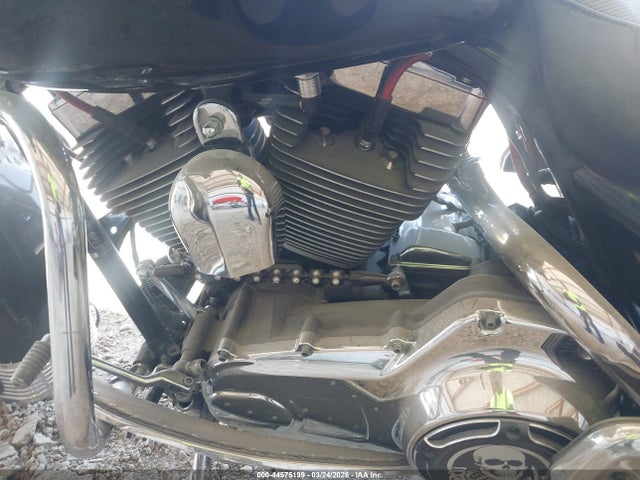 2009 HARLEY-DAVIDSON FLHX 1HD1KB4399Y683571 Photo 8