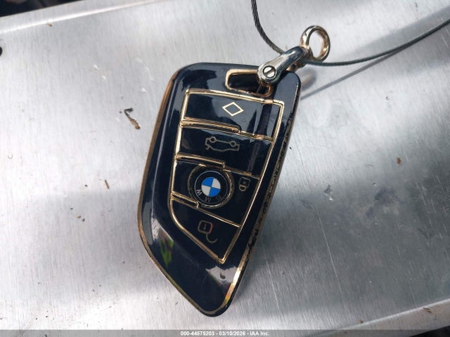 44575203 :رقم المزاد ، WBXYH9C03N5U13250 vin ، 2022 Bmw X2 Sdrive28i مزاد بيع