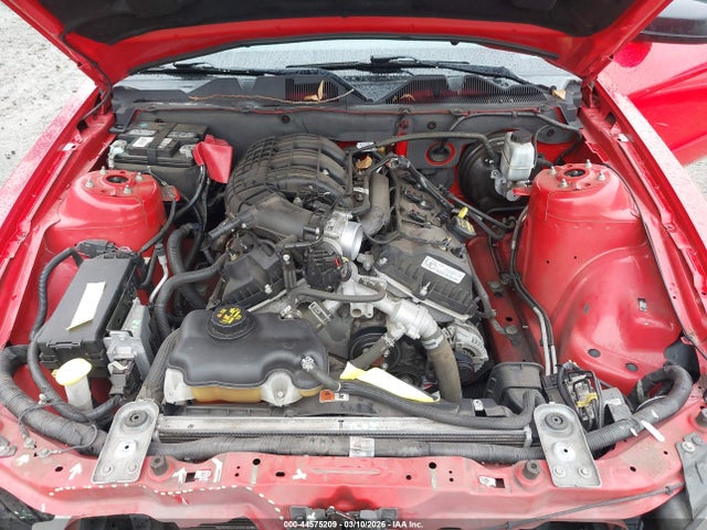 2013 Ford Mustang V6 მანქანა იყიდება აუქციონზე, vin: 1ZVBP8AM4D5208411, აუქციონის ნომერი: 44575209