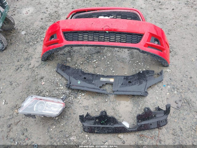 2013 Ford Mustang V6 მანქანა იყიდება აუქციონზე, vin: 1ZVBP8AM4D5208411, აუქციონის ნომერი: 44575209