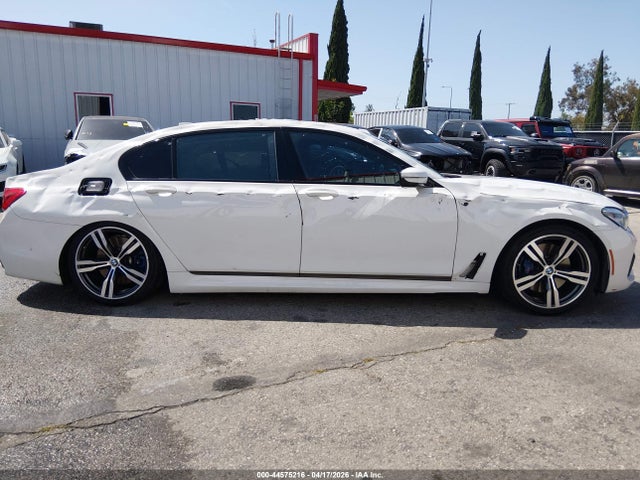 44575216 :رقم المزاد ، WBA7F0C52JGM23673 vin ، 2018 Bmw 750i مزاد بيع