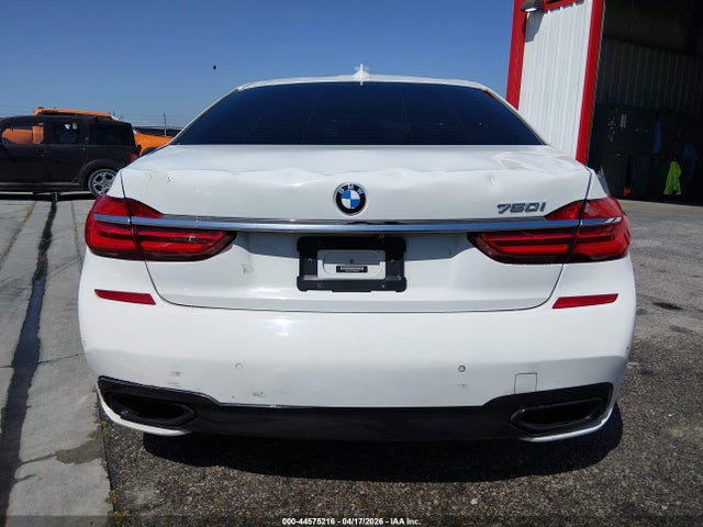 44575216 :رقم المزاد ، WBA7F0C52JGM23673 vin ، 2018 Bmw 750i مزاد بيع