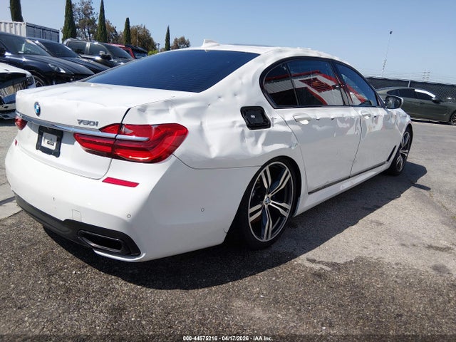 44575216 :رقم المزاد ، WBA7F0C52JGM23673 vin ، 2018 Bmw 750i مزاد بيع
