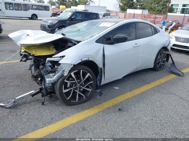 Toyota Prius Prime Xse 2024 JTDACACU6R3017395 Image 2