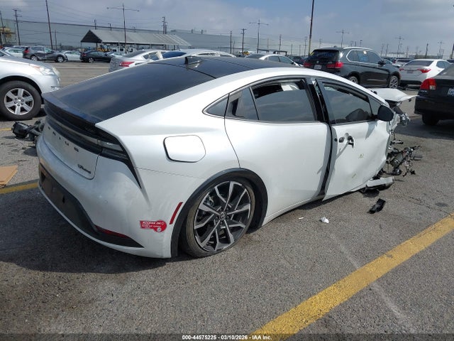 Toyota Prius Prime Xse 2024 JTDACACU6R3017395 Image 4