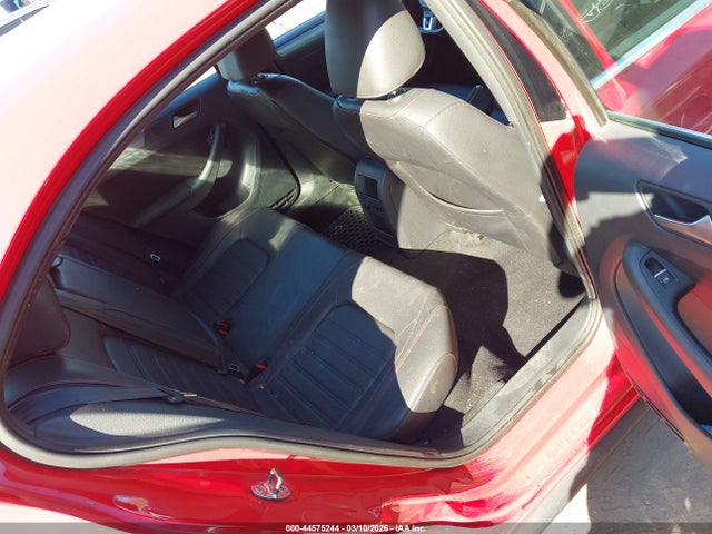 2013 Volkswagen Jetta Gli მანქანა იყიდება აუქციონზე, vin: 3VW4A7AJ9DM219411, აუქციონის ნომერი: 44575244