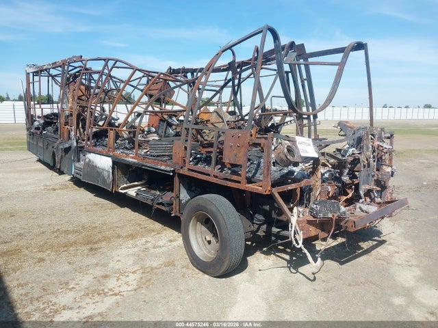 Продаж на аукціоні авто 2001 Ford F550 Super Duty Stripped Chass, vin: 1FCNF53S010A10365, номер лоту: 44575246