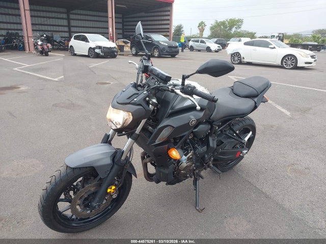 Yamaha MT07 2019 JYARM27E5KA003610 Image 2
