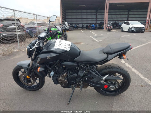 Yamaha MT07 2019 JYARM27E5KA003610 Image 13