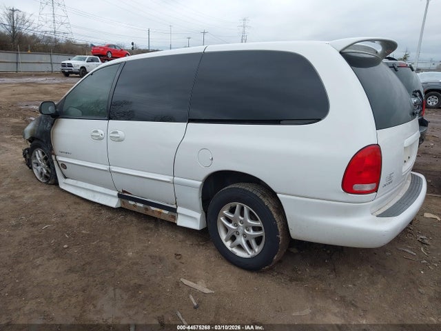 Продаж на аукціоні авто 2000 Dodge Grand Caravan Se, vin: 1B4GP44G3YB739434, номер лоту: 44575268