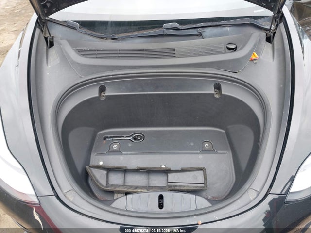 44575278 :رقم المزاد ، 5YJ3E1EB2LF635063 vin ، 2020 Tesla Model 3 Long Range Dual Motor All-wheel Drive مزاد بيع