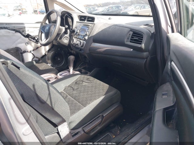 44575290 :رقم المزاد ، 3HGGK5H54HM708655 vin ، 2017 Honda Fit Lx مزاد بيع