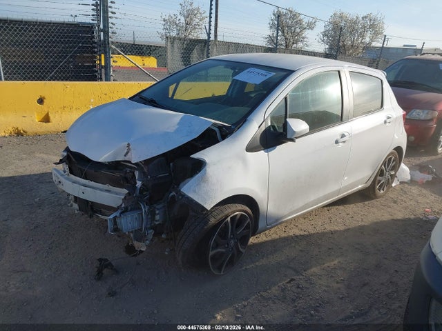 Toyota Yaris Se 2015 VNKKTUD33FA019812 Image 2