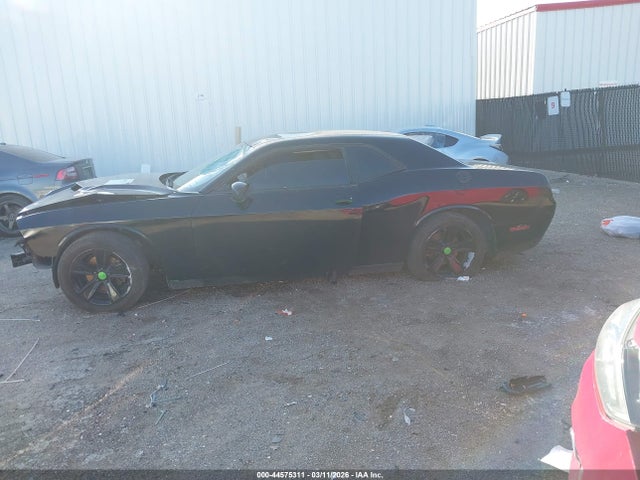 Продажа на аукционе авто 2016 Dodge Challenger Sxt, vin: 2C3CDZAG0GH250110, номер лота: 44575311