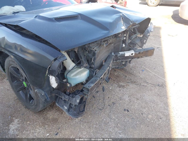 Продажа на аукционе авто 2016 Dodge Challenger Sxt, vin: 2C3CDZAG0GH250110, номер лота: 44575311