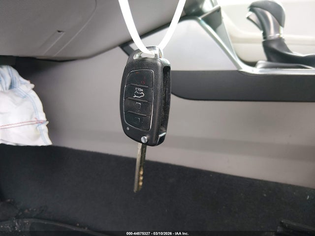 Hyundai SONATA ECO 2017 5NPE24AA0HH503248 Image 11