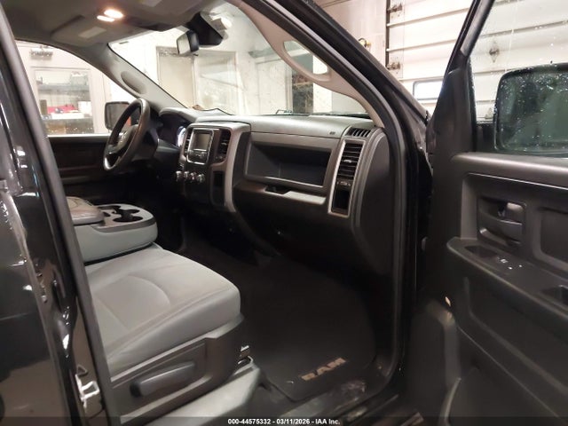 44575332 :رقم المزاد ، 1C6RR7FT4GS365505 vin ، 2016 Ram 1500 Express مزاد بيع