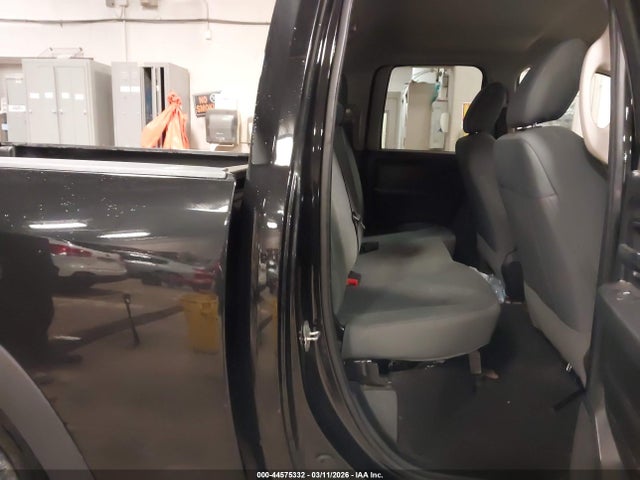 44575332 :رقم المزاد ، 1C6RR7FT4GS365505 vin ، 2016 Ram 1500 Express مزاد بيع