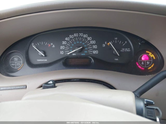 Продажа на аукционе авто 2001 Buick Century Custom, vin: 2G4WS52J711113646, номер лота: 44575352