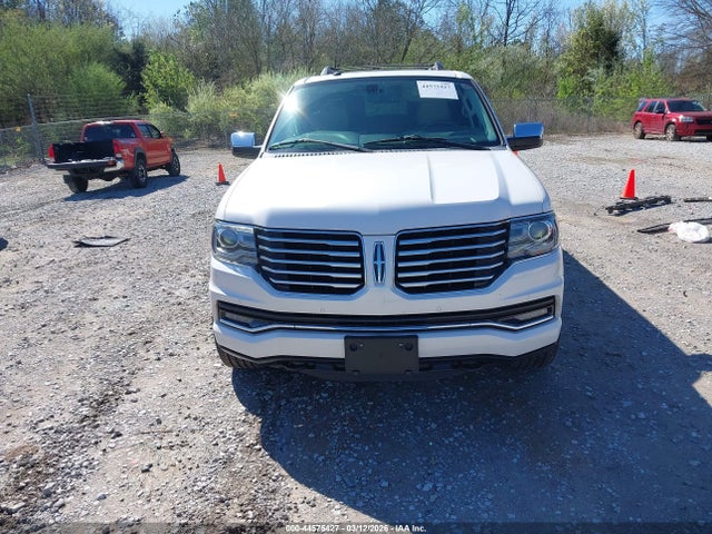 5LMJJ3LT4HEL04996 Lincoln Navigator L Reserve