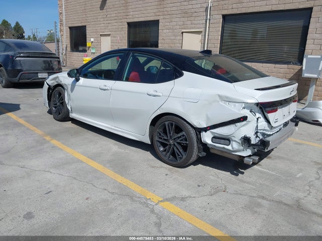 2025 TOYOTA CAMRY 4T1DBADK7SU021464 Photo 2