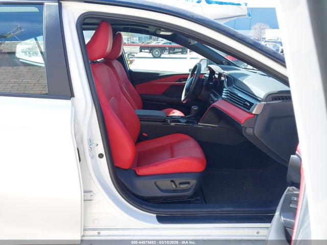 2025 TOYOTA CAMRY 4T1DBADK7SU021464 Photo 4