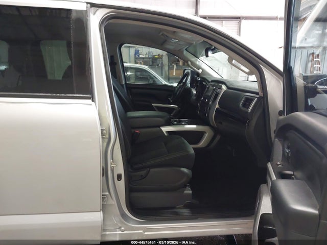 2018 NISSAN TITAN 1N6AA1E54JN546460 Photo 4