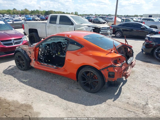 2015 SCION FR-S JF1ZNAA12F8711043 Photo 2