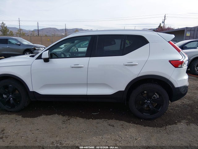 Volvo Xc40 T5 Momentum 2020 YV4162UK3L2310398 Image 15