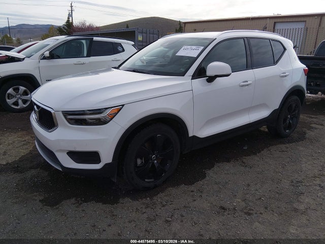 Volvo Xc40 T5 Momentum 2020 YV4162UK3L2310398 Image 2