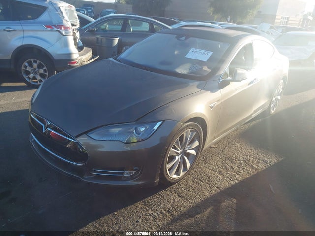 2015 TESLA MODEL S 5YJSA1E26FF102550 Photo 1