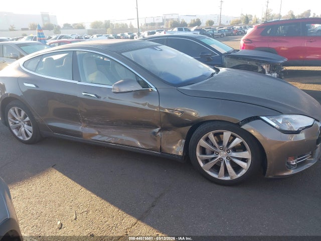 2015 TESLA MODEL S 5YJSA1E26FF102550 Photo 5