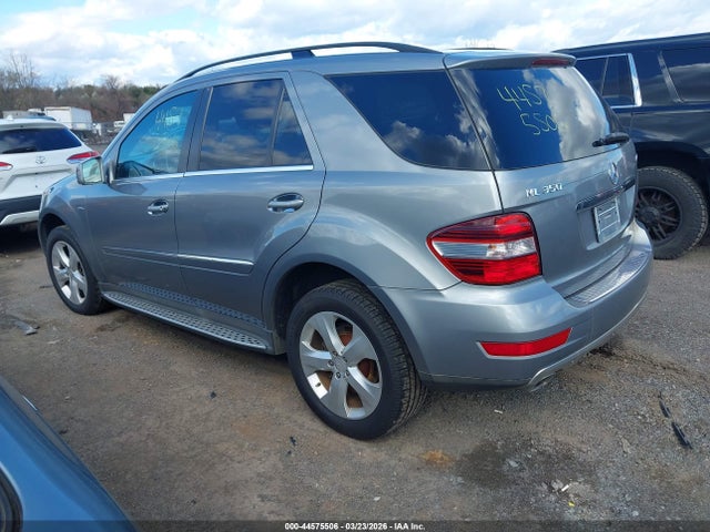 2011 MERCEDES-BENZ ML 350 BLUETEC 4JGBB2FB0BA725632 Photo 2