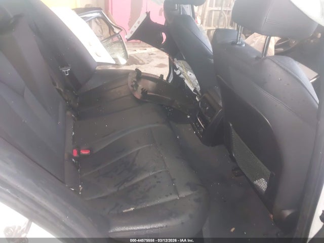 44575558 :رقم المزاد ، 3MW5R7J08L8B20722 vin ، 2020 Bmw 330i Xdrive مزاد بيع