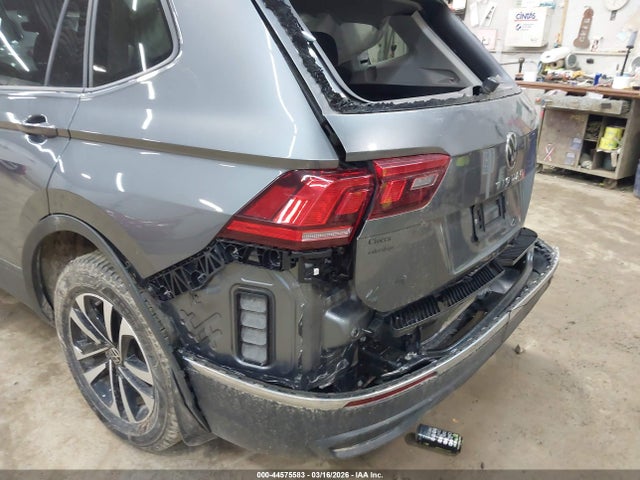 44575583 :رقم المزاد ، 3VVFB7AX6PM085167 vin ، 2023 Volkswagen Tiguan 2.0t S مزاد بيع