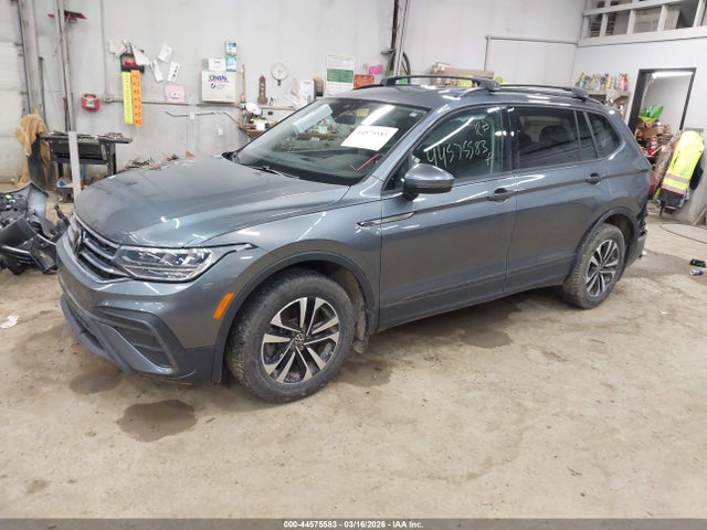 2023 VOLKSWAGEN TIGUAN 3VVFB7AX6PM085167 Photo 1