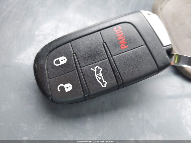 44575598 :رقم المزاد ، 2C3CDZAG3JH271993 vin ، 2018 Dodge Challenger Sxt مزاد بيع