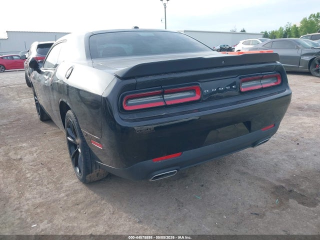 44575598 :رقم المزاد ، 2C3CDZAG3JH271993 vin ، 2018 Dodge Challenger Sxt مزاد بيع
