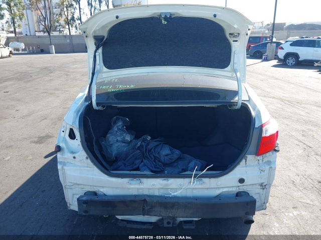 Toyota Corolla Le Eco Plus 2014 5YFBPRHE0EP069132 Image 17