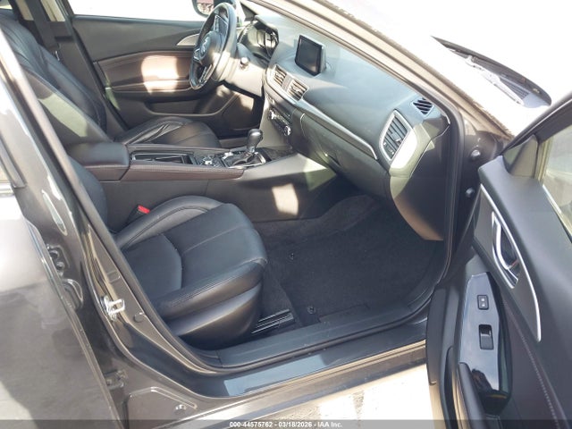 44575762 :رقم المزاد ، JM1BN1L72H1116914 vin ، 2017 Mazda Mazda3 Touring مزاد بيع