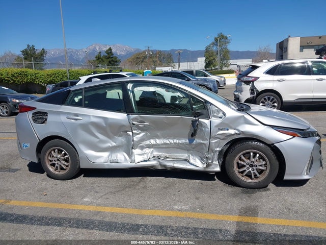 Toyota Prius Prime Le 2021 JTDKAMFP8M3170922 Image 6