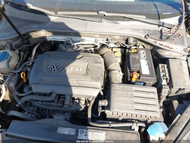 3VW4T7AU9FM033911 Volkswagen Golf Gti 2.0t Autobahn 4-door