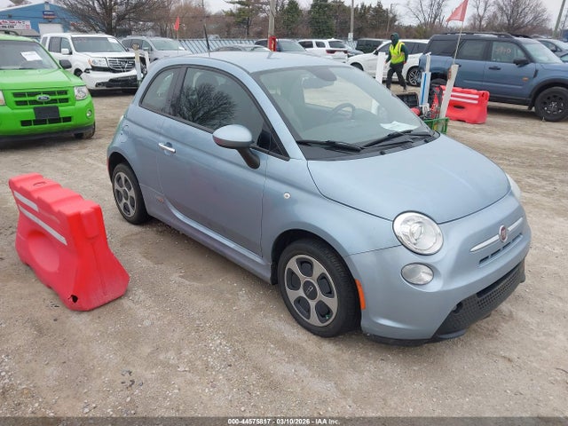 2015 FIAT 500E 3C3CFFGE3FT685398