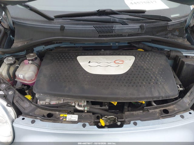 2015 FIAT 500E 3C3CFFGE3FT685398 Photo 9