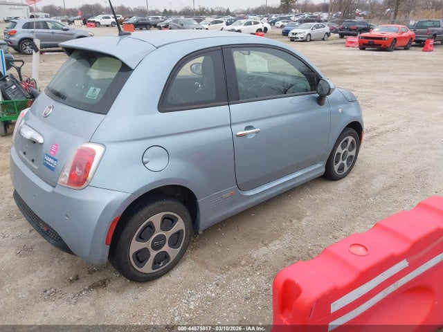 2015 FIAT 500E 3C3CFFGE3FT685398 Photo 3