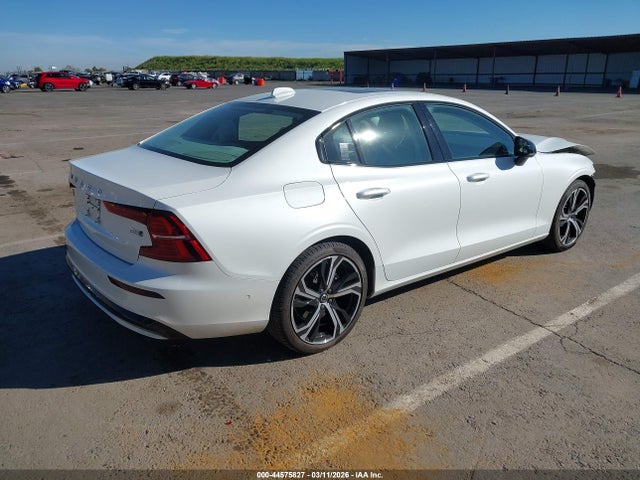 Volvo S60 B5 Ultimate Dark Theme 2024 7JRL12TM6RG303097 Image 4